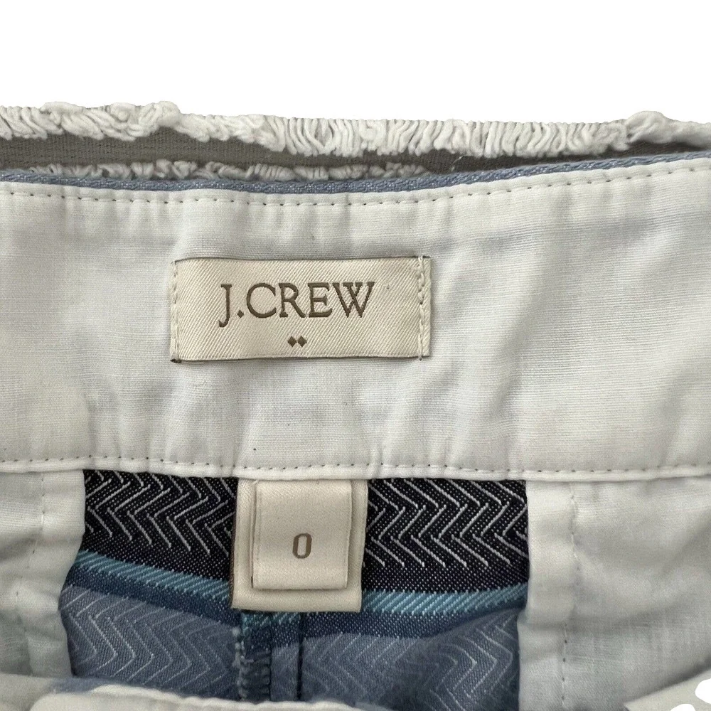🌵 J. Crew Women's Blue Striped Flat Front Shorts with Pockets - Size 0